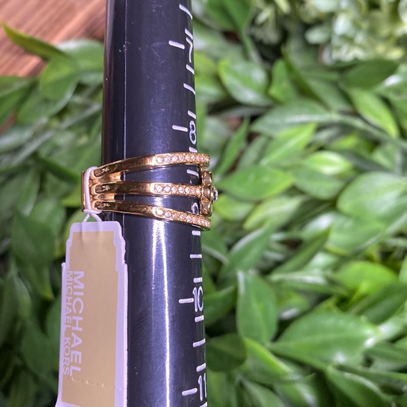 Michael Kors Gold Tone Flower Power Layered Ring with Clear Crystal Details - Picture 14 of 16